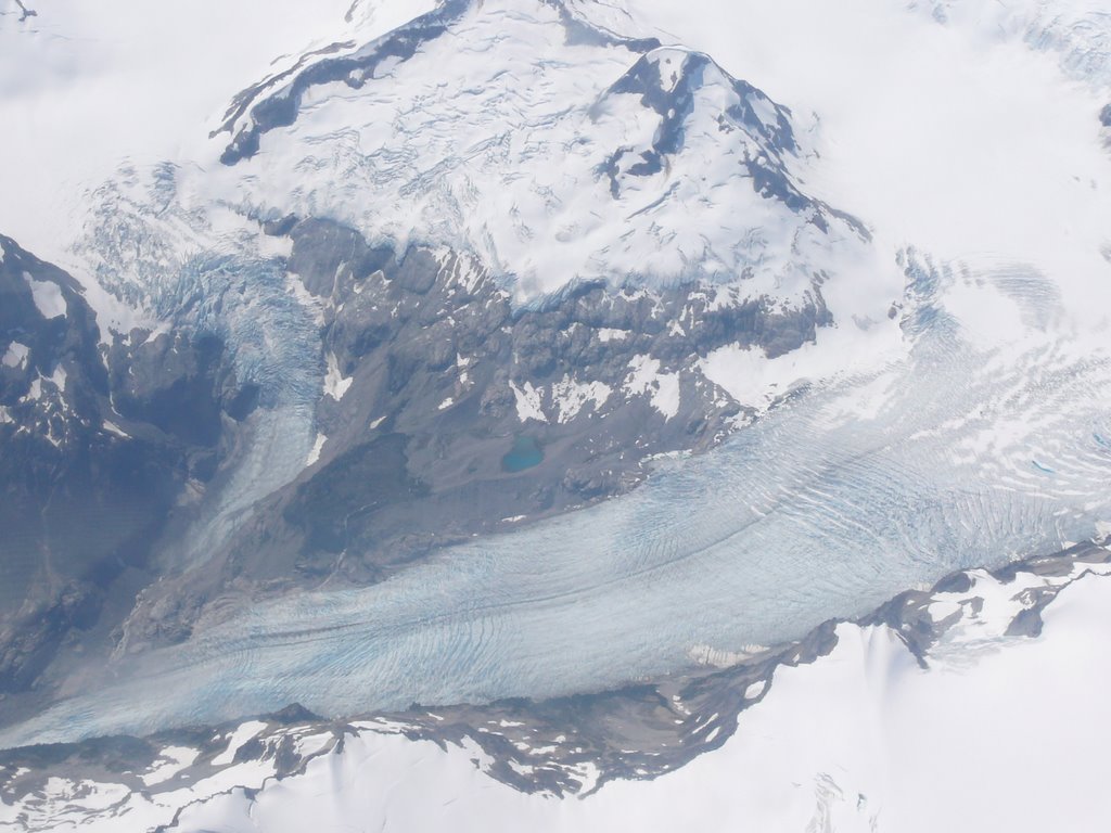 Avant d'arriver à Vancouver, survol de la chaîne des rocheuses avec ses glaciers RE_09_colbrit_003.jpg